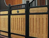 Timber infill in a Röwer & Rüb stable front